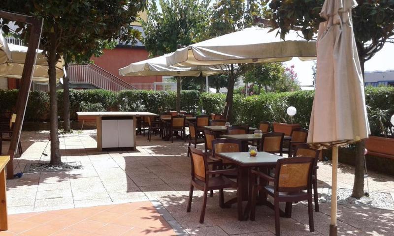 New Ipoint Hotel 4*